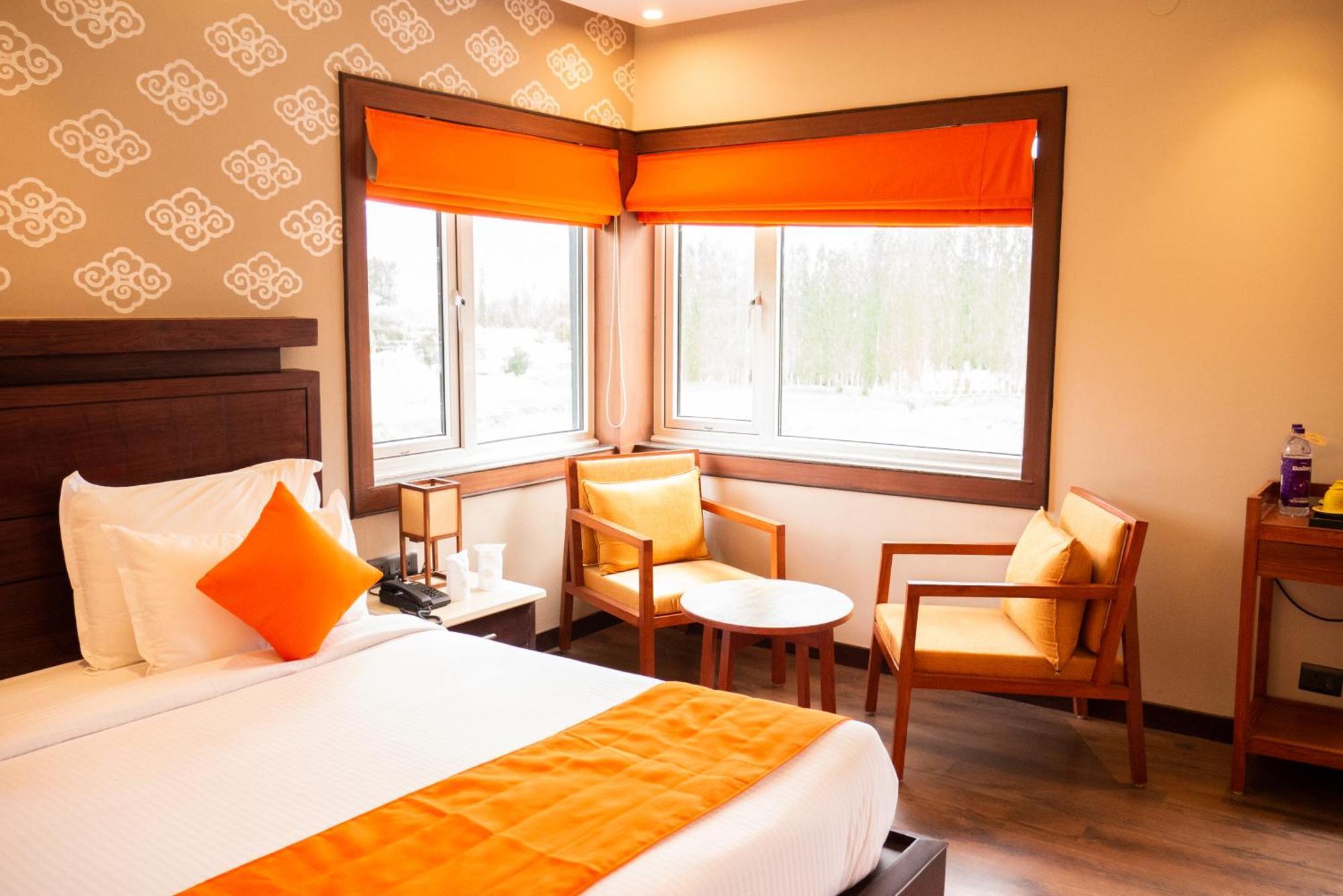 Angkasa Ladakh Resort Leh Kültér fotó